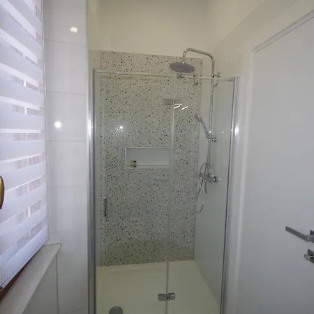 Apartmán Bright & Modern 2-bedroom Flat In