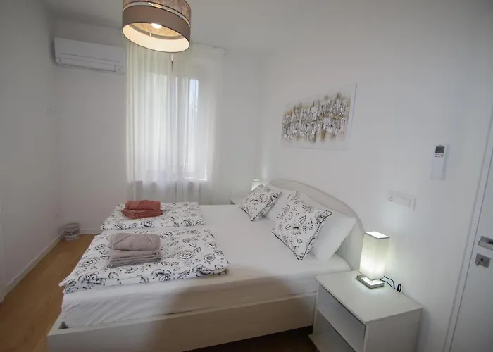 Bright&modern 2-bedroom Flat In