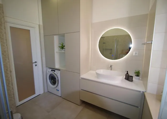 Bright&modern 2-bedroom Flat In